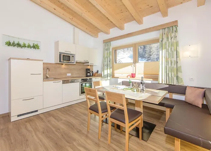 Konukevi Haus Fidelis Riml Sölden